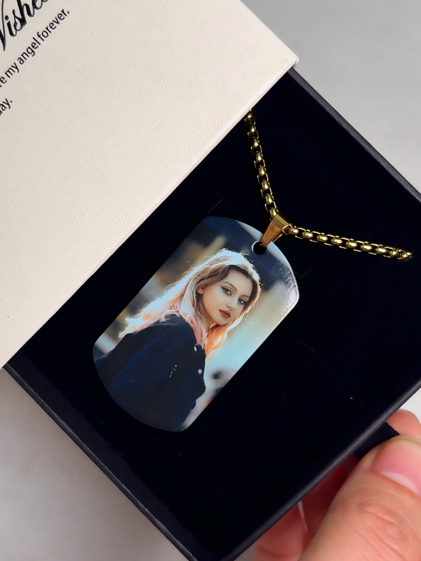 Lleva Tu Corazón: El Collar Etiqueta con Foto Personalizada | El Mejor Regalo Significativo